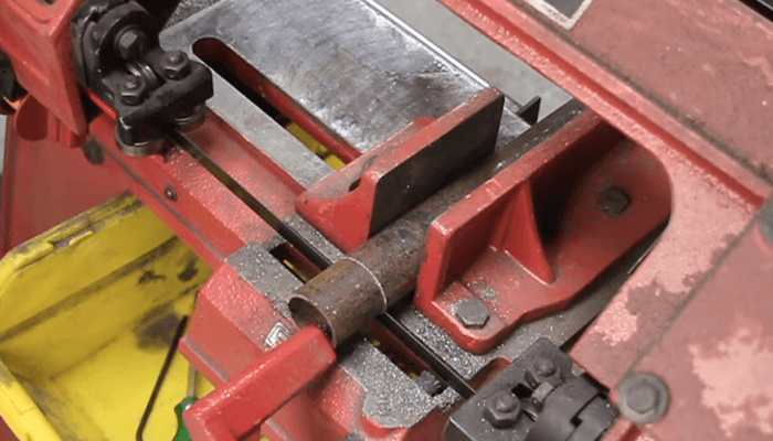 Cutting-Metal-Using-A-Horizontal-Bandsaw